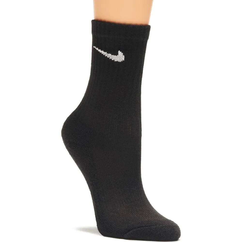 #615. Nike NWT 6Pk. Kids Performance Basic Black Socks